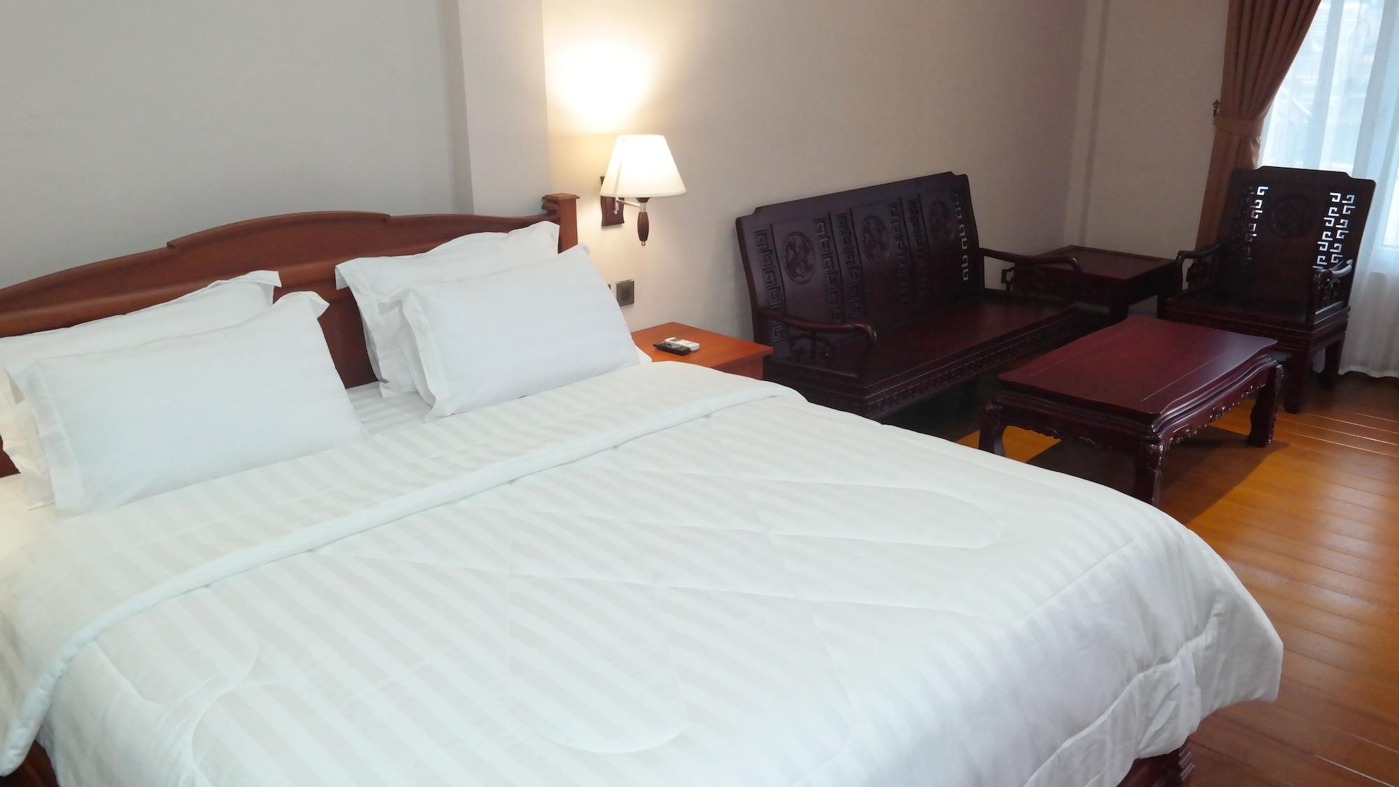 Thong'S Inn Hotel Kualanamu Medan Exterior photo