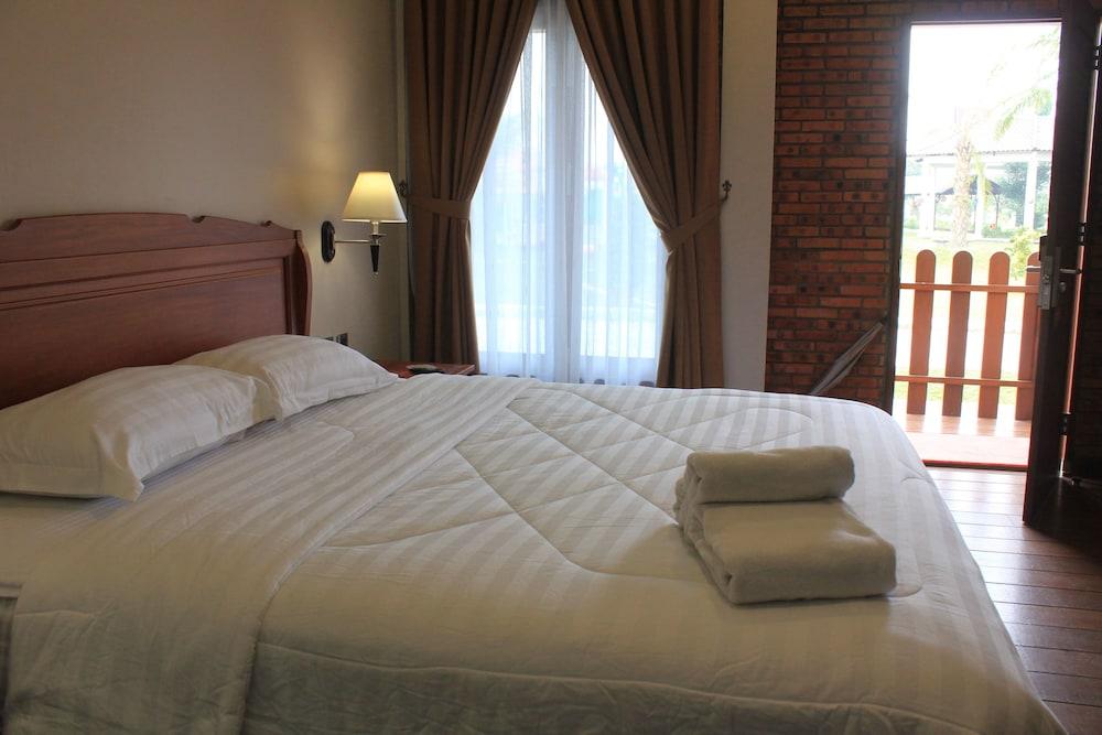 Thong'S Inn Hotel Kualanamu Medan Exterior photo