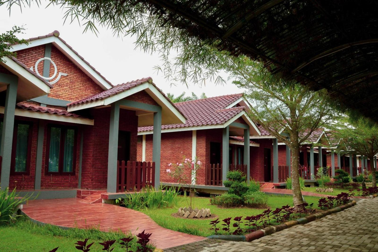 Thong'S Inn Hotel Kualanamu Medan Exterior photo