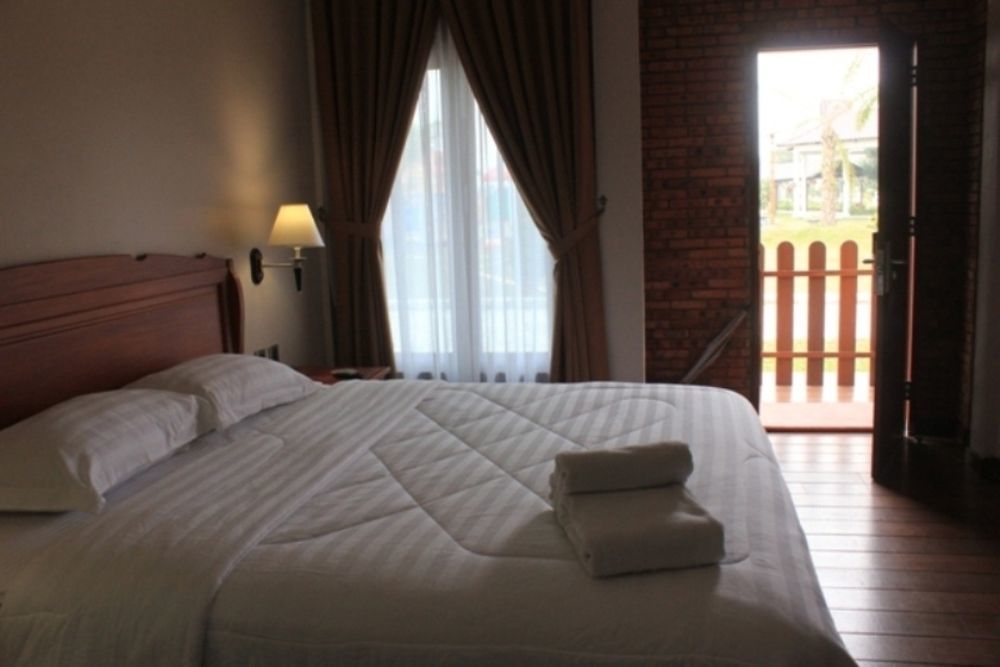 Thong'S Inn Hotel Kualanamu Medan Exterior photo